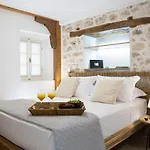 Angestrale Stone Apartmán *