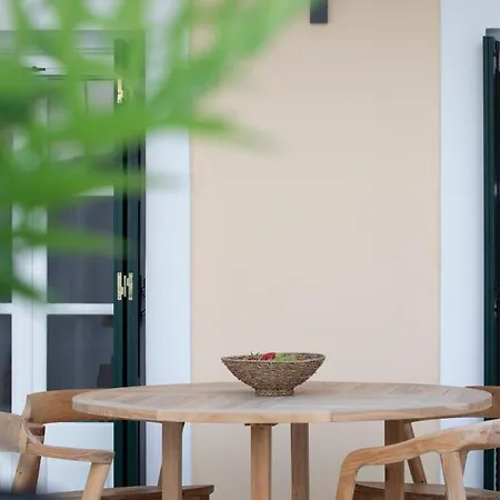 Angestrale Stone Lejlighed