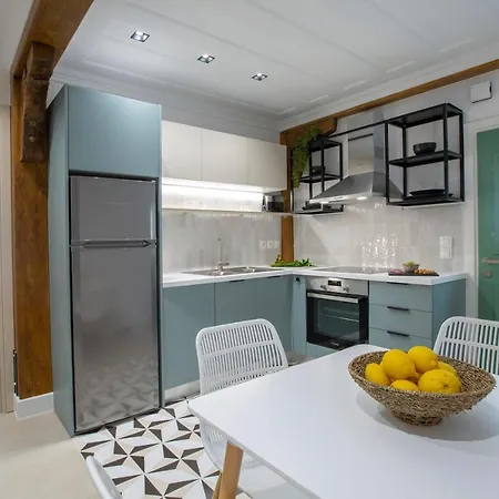 Angestrale Stone Lejlighed *